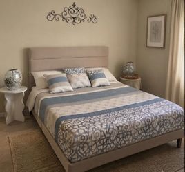 Queen bed