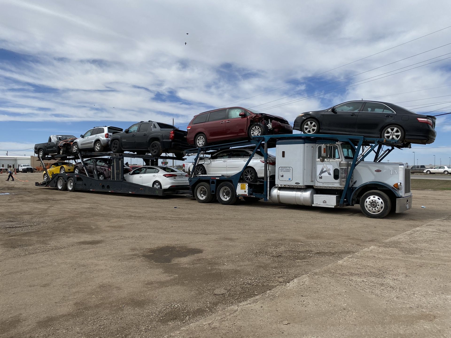 CAR HAULER SERVICES ALL OVER TEXAS