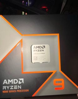 ProcessorAMD Ryzen™ 9 9900X