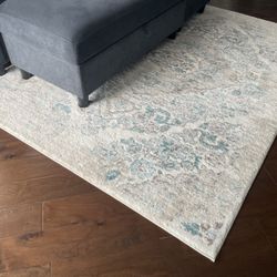 Persian Area Rugs 4620 Cream 5 x 7 Area Rug