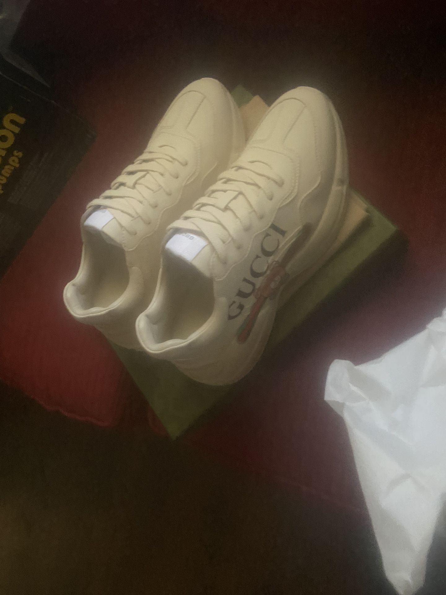 guccie rython size 44 women