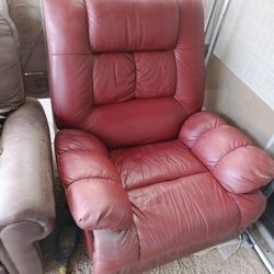 Leader Sofa 