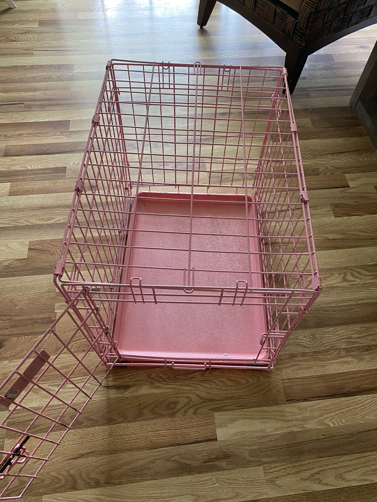 Pink dog crate deals