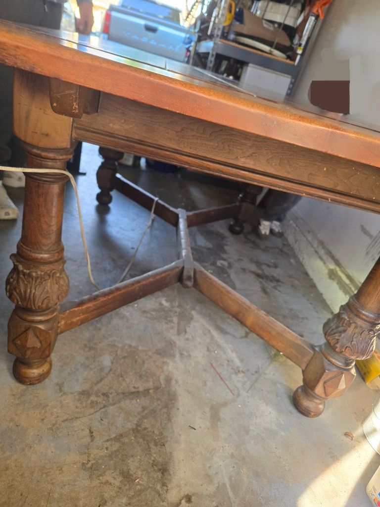 Antique Dinning Table