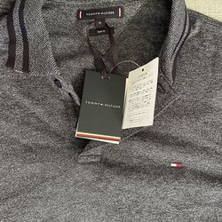 Tommy  Hilfiger  Polo.