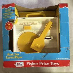 Fisher Price Music Box Record Player 2014 Sealed in Damaged Box no records