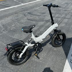 Windhorse Electric  Fold  Up Bike $850 Obo As New 