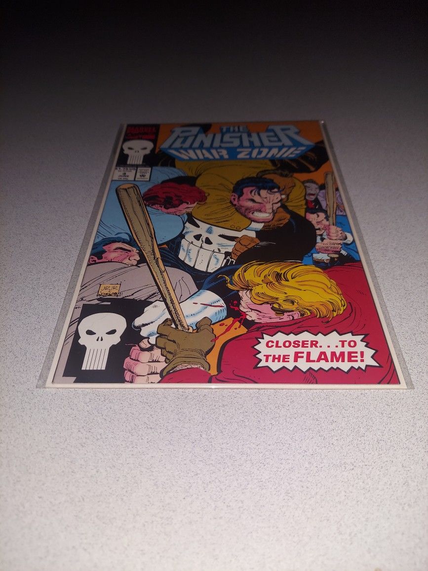 1992 THE PUNISHER WAR ZONE #4 COMIC BAGGED AND BOARDED