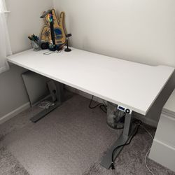 Adjustable Standing Desk