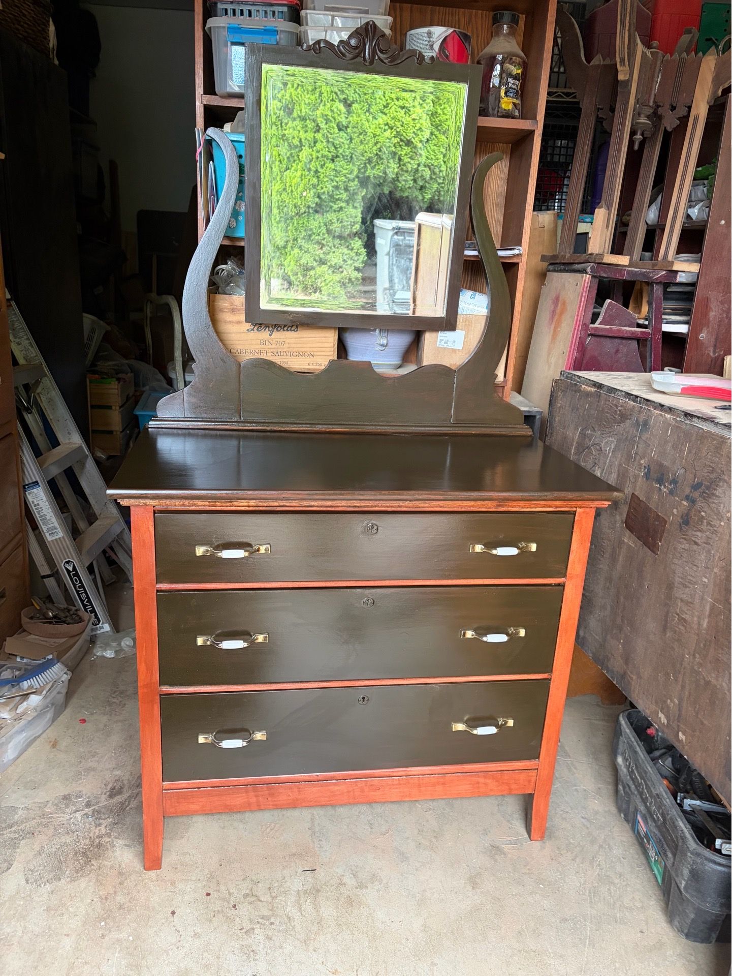 Dresser