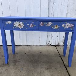 Hallway Table / Small Desk 