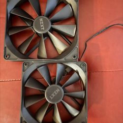 2 NZXT Fans (120mm/140mm)