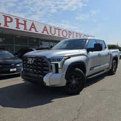 2022 Toyota TUNDRA 