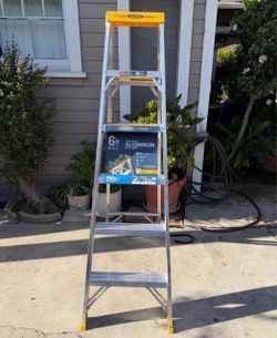 Ladder 6 feet aluminum