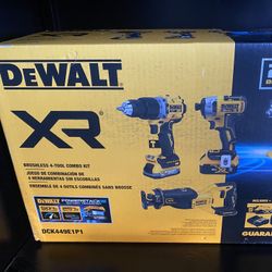 Dewalt XR 4 Tool Combo Kit DCK449E1P1