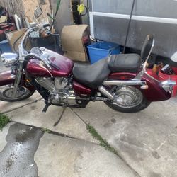 2004 Honda Shadow VT750C