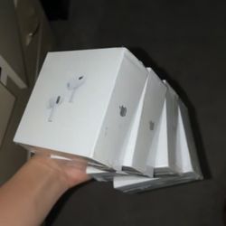 AirPods  (check Description)