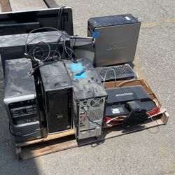 Computers, Keyboard, Monitors (pallet)