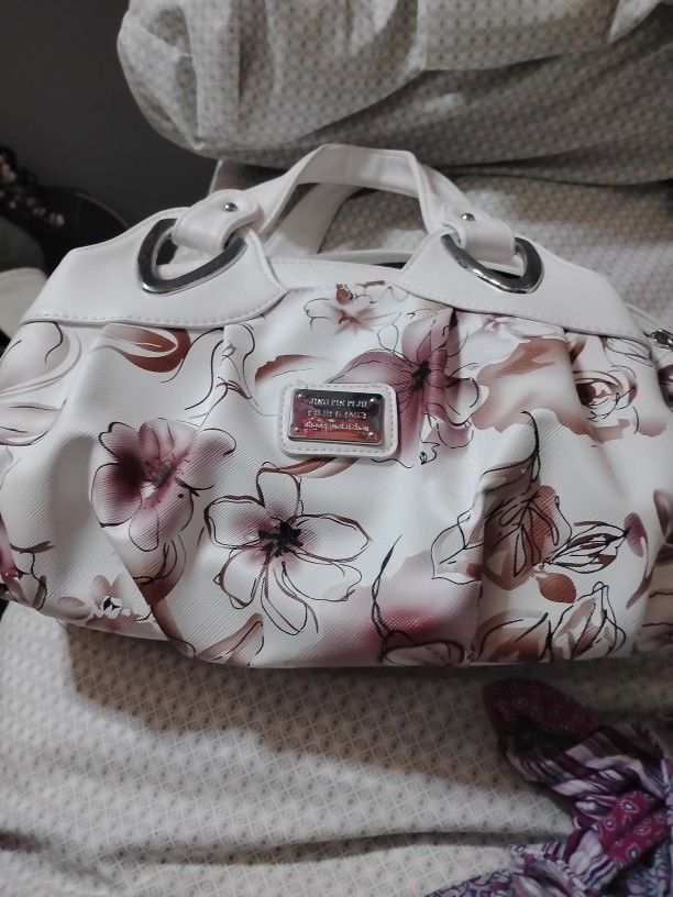 Jing Pin PI JU Purse