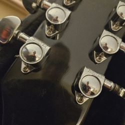 GIBSON STUDIO GUITAR / LESPAUL 