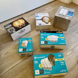 Great Variety of Working Light Bulbs 