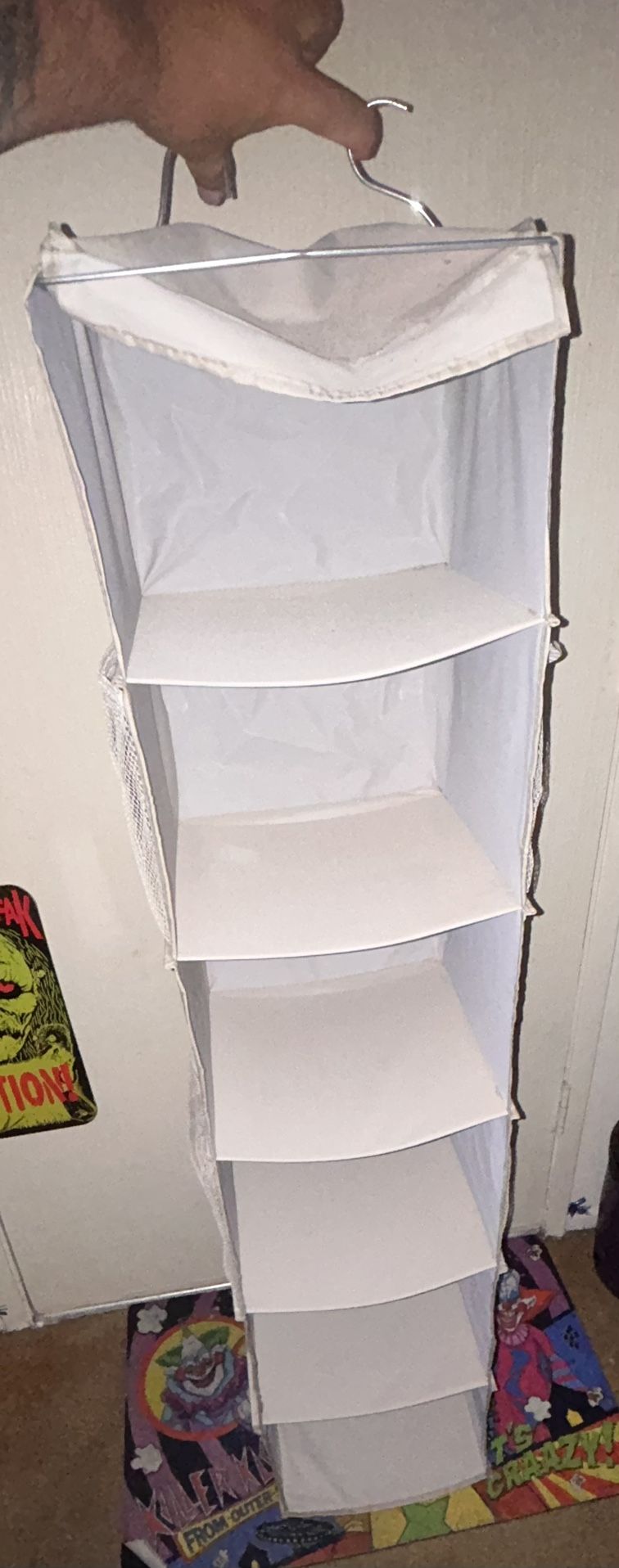 HANGING CLOSET ORGANIZER