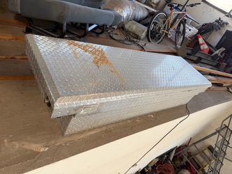 Aluminum Full-size truck tool box