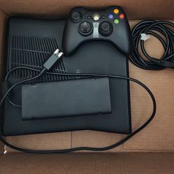 Xbox 360 S Console