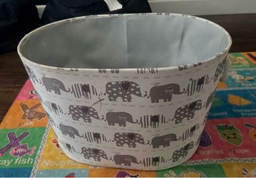 Kids storage bin