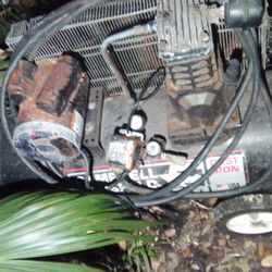 Assorted Air Compressor 
