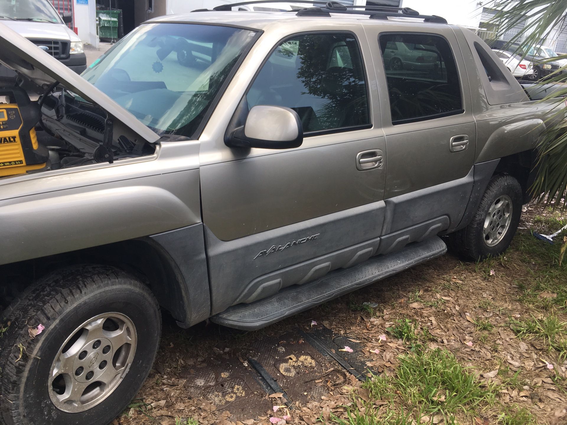Parts for 02-06 Chevy avalanche , complete 5.3 LS swap , wheels, black leather interior, etc.
