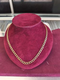 10ksolid gold Cuban link necklace 17.5 grams 24 Long layway available 10% Dwon if you interested please make sure you ask for Maribel thank you
