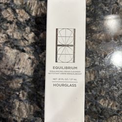 NEW HOURGLASS EQUILIBRIUM REBALANCING CREAM CLEANSER $10!!