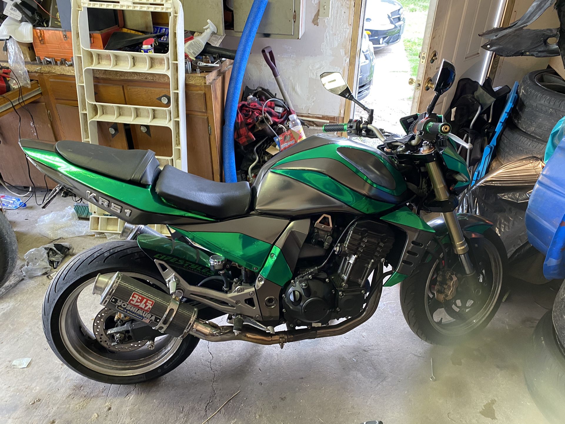 Motorcycle Z1000 3003