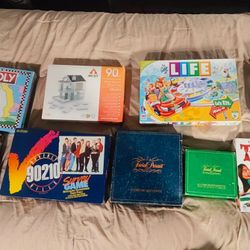 Boardgames, puzzles, friends, twister, clue , 90210, monopoly, life
