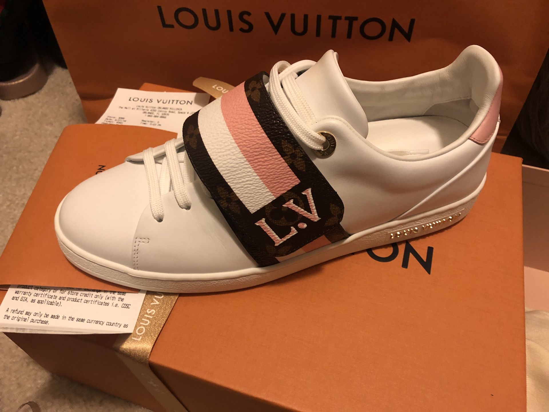 LOUIS VUITTON White & Gold Sneakers Shoes WOMENS 8 for Sale in Pace, FL -  OfferUp