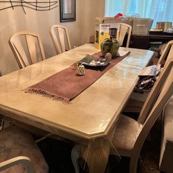Moving Must Be Sold In Very Good Condition Dinning Room Table And Chairs And Some Picture Frames 