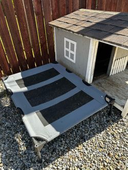 Dog bed