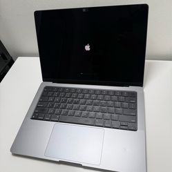 MacBook Pro 14 M1 Max 32Gb 512Gb 186 Cycles