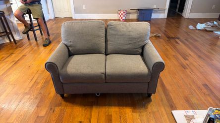 Free love seat