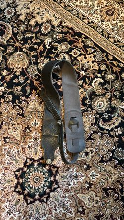 Guitar strap
