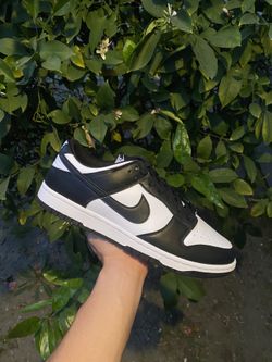 Nike Dunk Panda Size 10.5