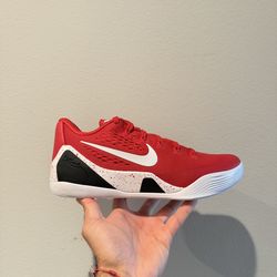Kobe IX Elite Low Men’s Size 9 (NEW)