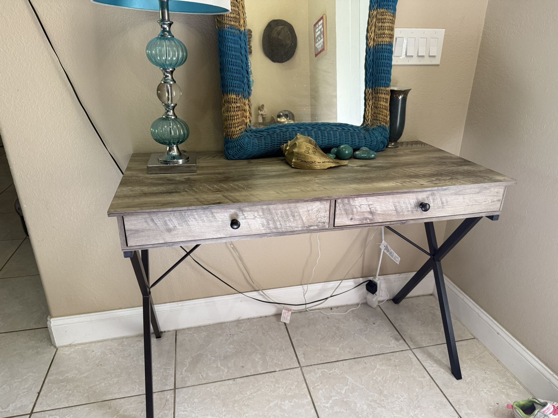 Wooden Style Entry Table 