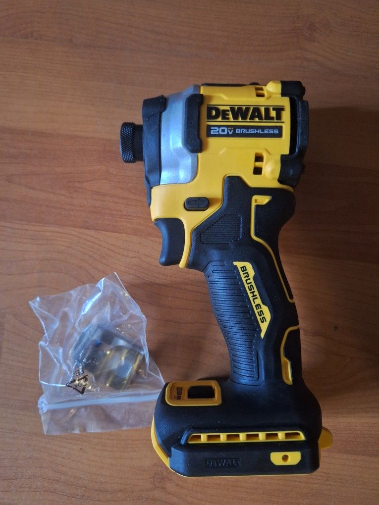 DEWALT ATOMIC 20V MAX Compact 1/4 in. Impact Driver (Tool Only) DCF850