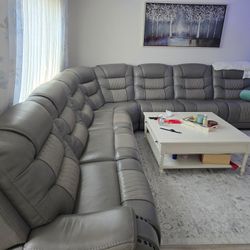 Sectional 