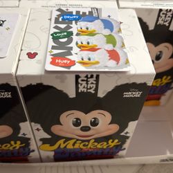 Mickey Family Cute Together (Secret)