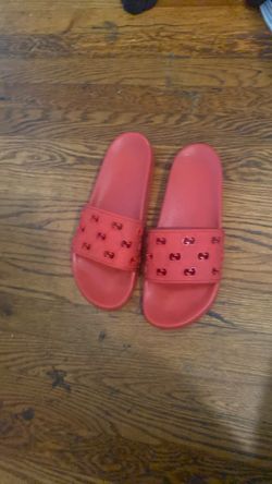 red gucci sandals