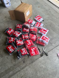 Supreme socks