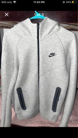 gray nike tech